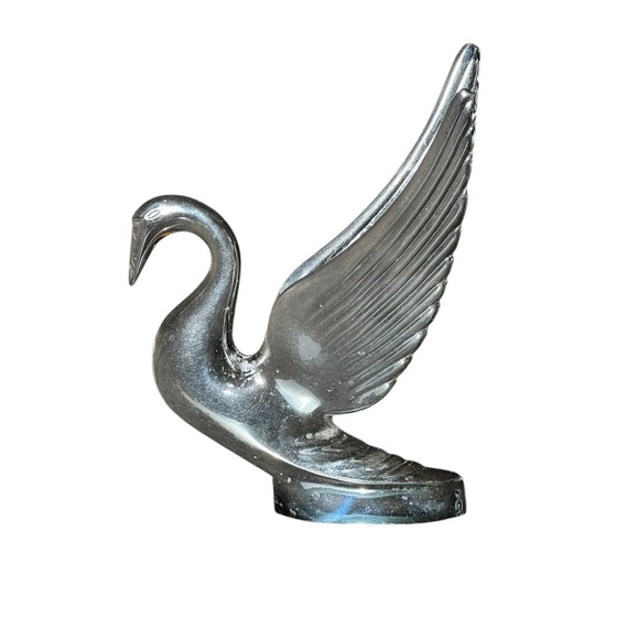Vintage Chrome Flying Swan Hood Ornament Semi Peterbuilt Packard Trucker - Picture 1 of 8